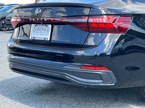 New 2025 Volkswagen Jetta Sport image 5