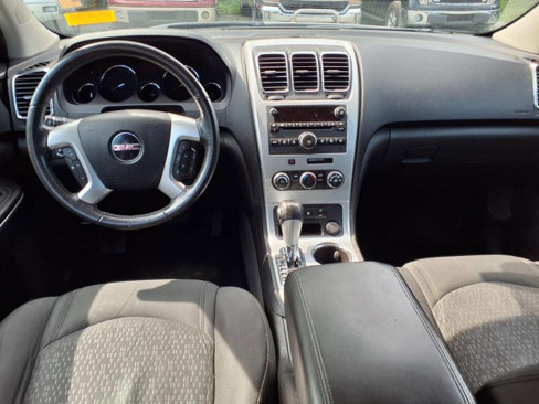 Used 2011 GMC Acadia SLE image 10