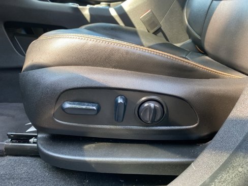 Used 2022 GMC Terrain AT4 w/ Infotainment Package II image 11