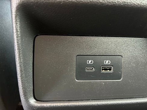 Used 2022 Nissan Rogue SV image 31