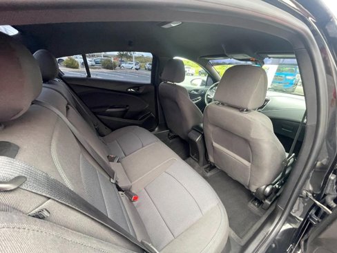 Used 2018 Chevrolet Cruze LT w/ Convenience Package image 10