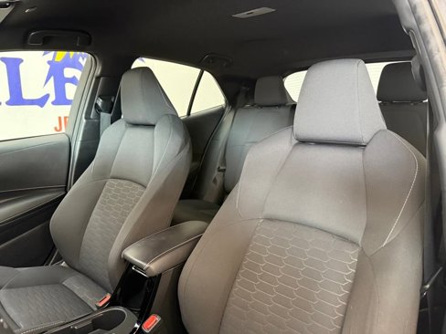 Used 2023 Toyota Corolla SE image 8