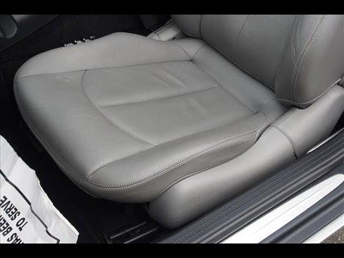 Used 2009 Mercedes-Benz CLK 350 Cabriolet image 18