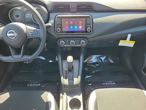 New 2025 Nissan Versa S w/ Trunk Package image 16