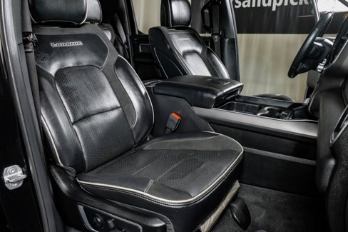 Used 2021 RAM 1500 Laramie w/ Sport Appearance Package image 28