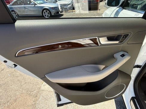 Used 2011 Audi Q5 3.2 Premium Plus image 12