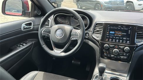 Used 2022 Jeep Grand Cherokee Laredo X image 24