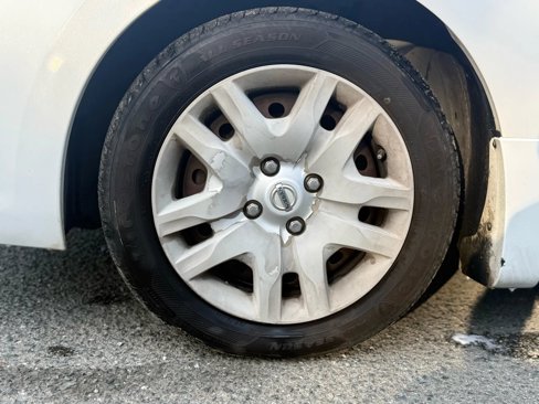 Used 2012 Nissan Sentra 2.0 S image 15