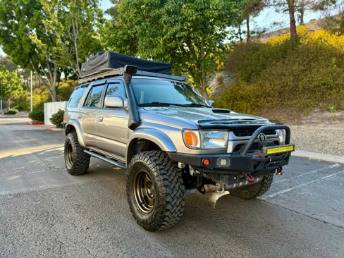 Used 2002 Toyota 4Runner SR5 image 17