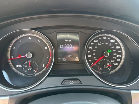 Used 2021 Volkswagen Atlas SE image 34