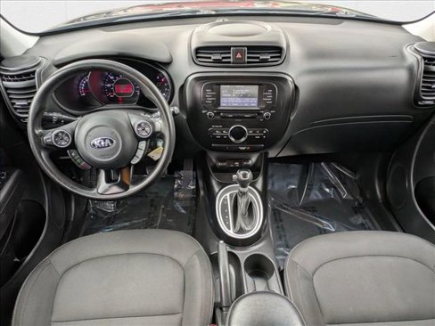 Used 2017 Kia Soul + image 14