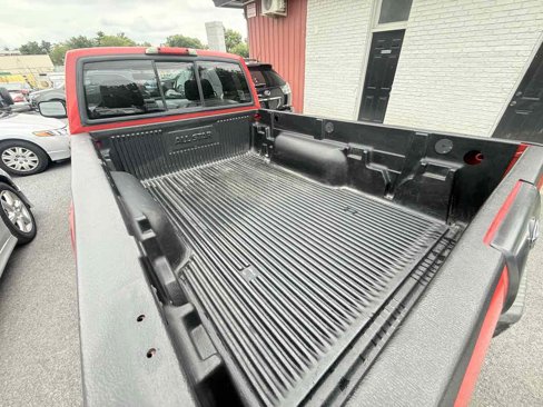 Used 2002 Nissan Frontier XE image 15