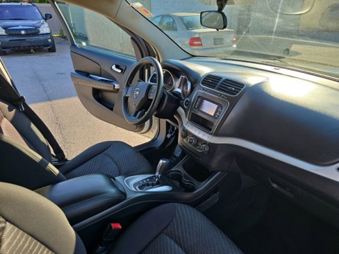 Used 2014 Dodge Journey SXT w/ Flexible Seating Group image 36