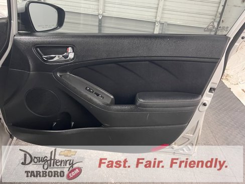 Used 2018 Kia Forte EX image 36