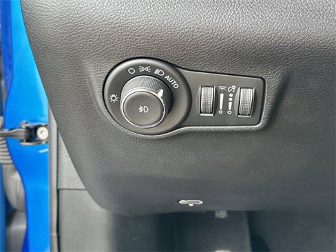 Certified 2022 Jeep Compass Latitude image 25