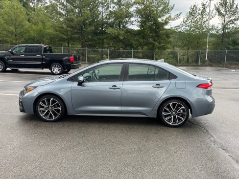 Used 2020 Toyota Corolla SE image 2
