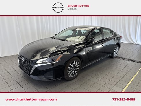 Used 2023 Nissan Altima 2.5 SV image 1