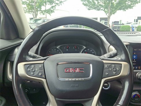Used 2019 GMC Terrain Denali w/ Advanced Safety Package image 19