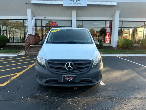 Used 2020 Mercedes-Benz Metris image 2