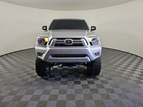 Used 2012 Toyota Tacoma PreRunner image 5