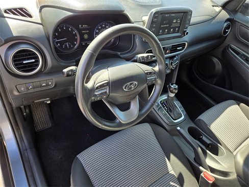 Used 2021 Hyundai Kona SEL w/ Cargo Package image 11