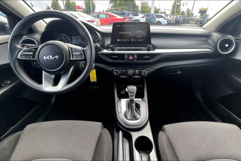 Used 2024 Kia Forte LXS image 14