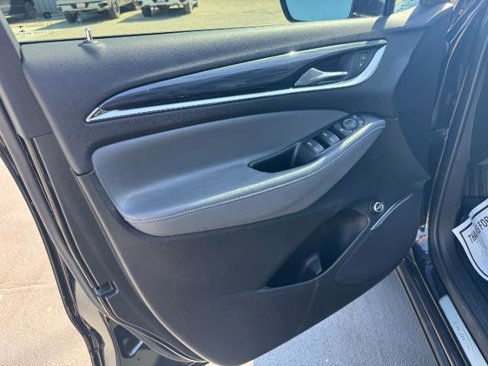 Used 2019 Buick Enclave Essence w/ LPO, Sport Appearance Package image 14