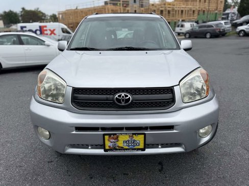 Used 2005 Toyota RAV4 4WD image 2