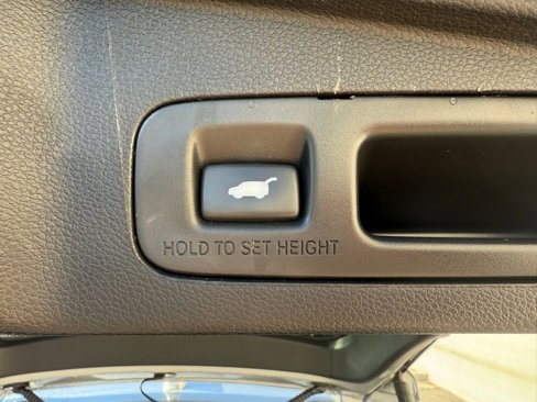 Used 2020 Honda CR-V Touring image 28