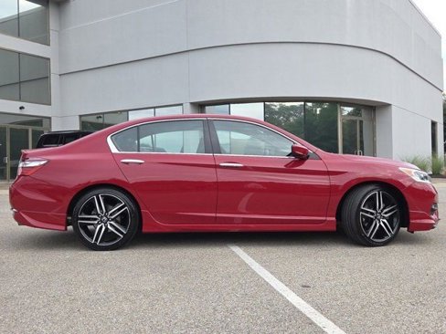 Used 2017 Honda Accord Sport Special Edition image 28