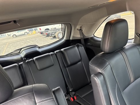 Used 2017 Toyota Highlander SE image 10