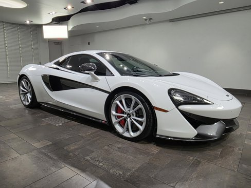 Used 2019 McLaren 570S Spider image 29