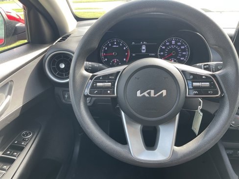Used 2023 Kia Forte LXS image 15