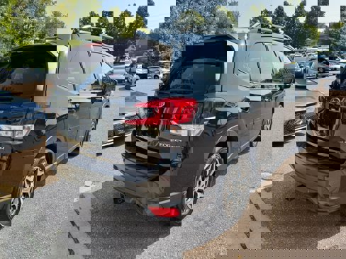 Used 2019 Subaru Forester Premium image 7