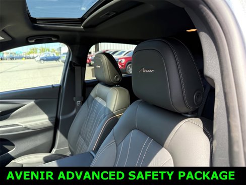 New 2025 Buick Envista Avenir image 16