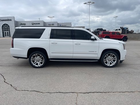 Used 2018 GMC Yukon XL SLT w/ Premium Edition image 4