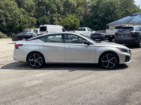 Used 2024 Nissan Altima 2.5 SR image 30