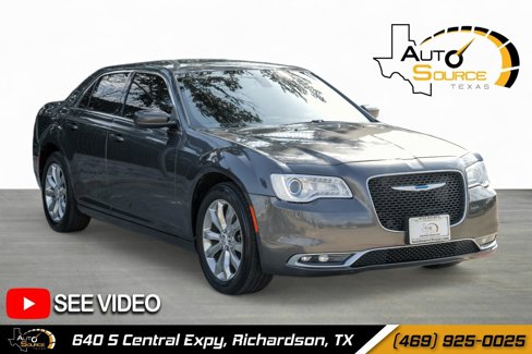 Used 2015 Chrysler 300 Limited w/ Driver Convenience Group image 1