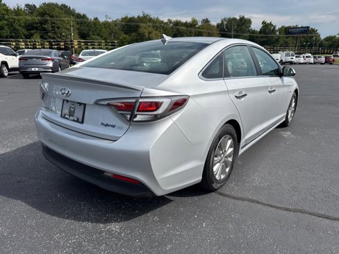 Used 2016 Hyundai Sonata SE image 5