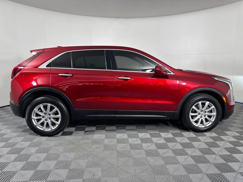 Used 2021 Cadillac XT4 Luxury image 8