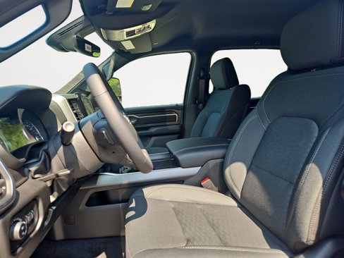 New 2025 RAM 1500 Big Horn image 9