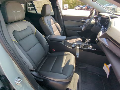 New 2025 Chevrolet Trax ACTIV w/ Driver Confidence Package image 26