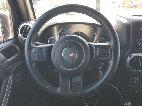 Used 2015 Jeep Wrangler Unlimited Sahara w/ Dual Top Group image 21