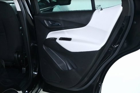 Used 2022 Chevrolet Equinox LS image 29