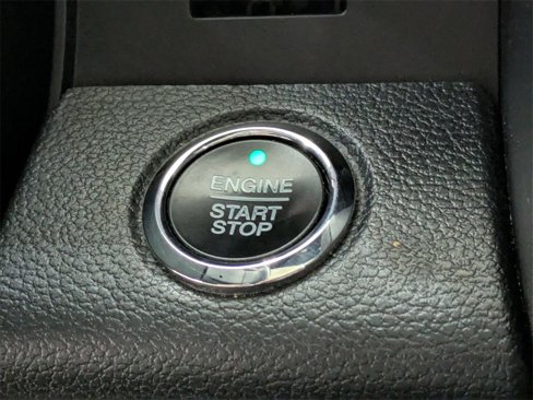 Used 2020 Ford Expedition XLT image 24