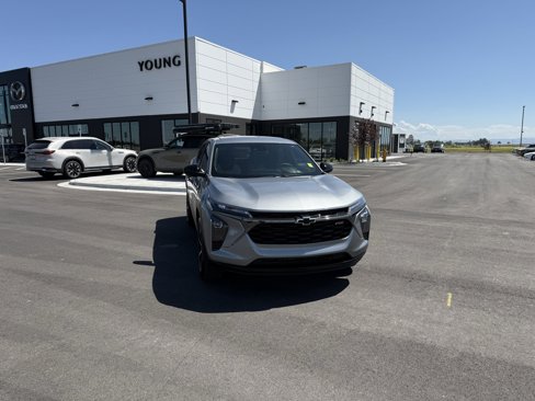 Used 2025 Chevrolet Trax RS w/ Driver Confidence Package image 21