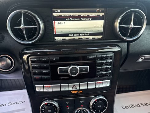 Used 2015 Mercedes-Benz SLK 250 image 15