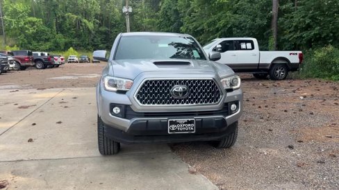 Used 2019 Toyota Tacoma TRD Sport image 9