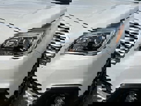 Used 2016 Subaru Outback 3.6R Limited image 7