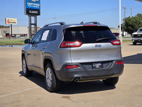 Used 2016 Jeep Cherokee Latitude w/ Safety/Convenience Group image 5